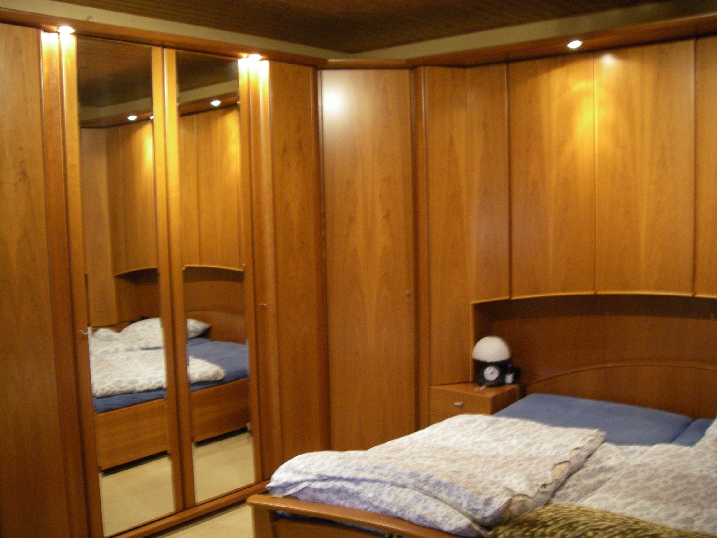 Schlafzimmer eckschrank – midir