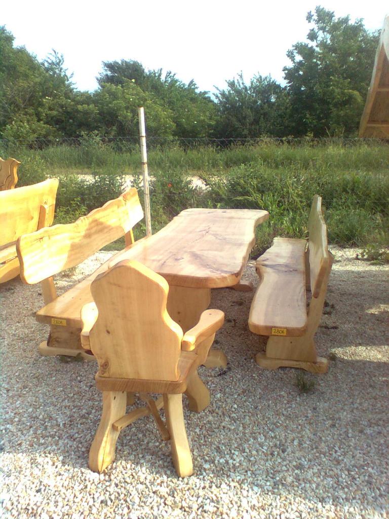 Rustikale Tische Stühle Bänke aus Massivholz in Dresden | Möbel und