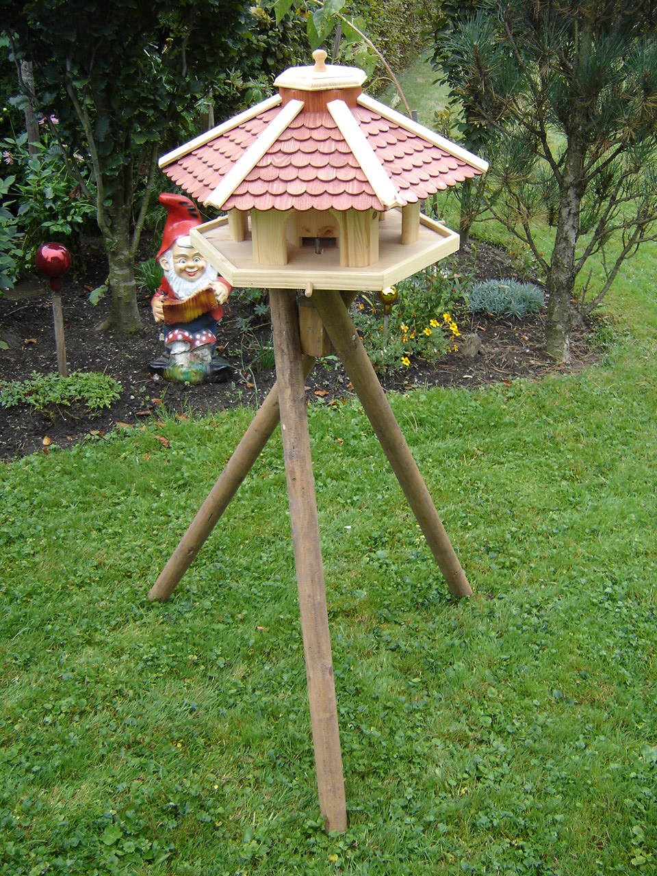 Vogelfutterhaus mit Silo in Salzburg Wellness, Gesundheit Kleinanzeigen