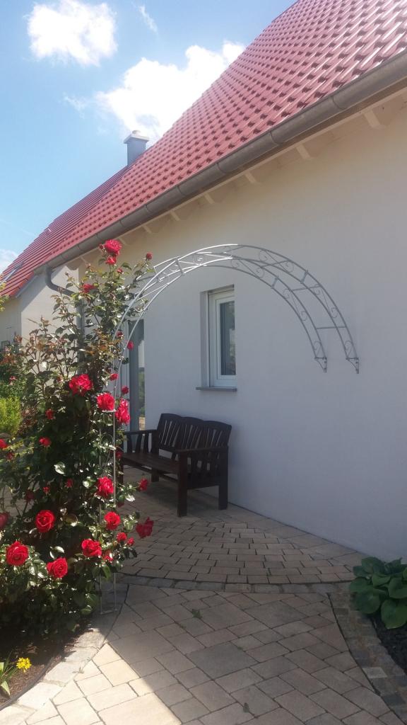 WandRosenbögen Wand Rosenbogen Holland Spitze Lilie oder Rund Halbbogen