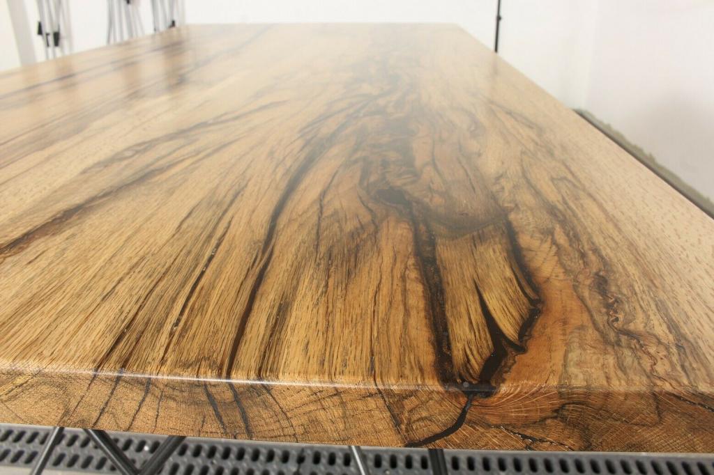 COUCHTISCH MASSIVHOLZ SCHWARZ STAHL HANDGEMACHT EPOXIDHARZ LACKIERT