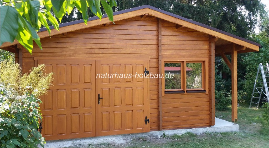 Blockbohlengaragen Holzgaragen Garagen auch nach individuellen Maß in