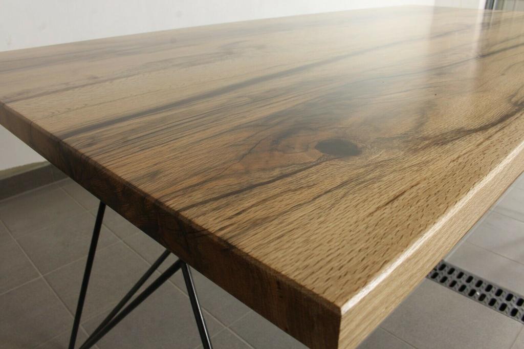 COUCHTISCH MASSIVHOLZ SCHWARZ STAHL HANDGEMACHT EPOXIDHARZ LACKIERT