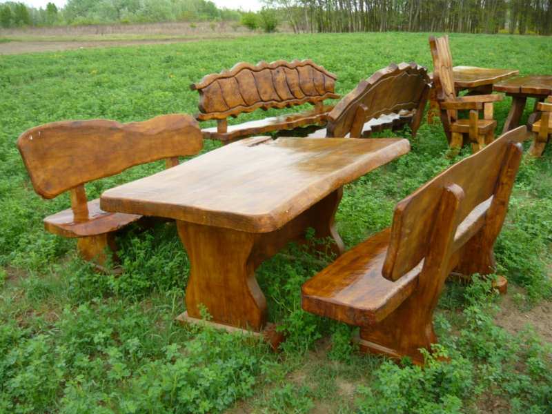 Gartenmöbel aus Massivholz rustikal in München | Möbel und ...