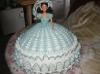 Barbie mit gehäkeltem Kleid