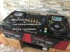 2 x Pioneer CDJ 2000 NEXUS2 und 1 x DJM 900 NEXUS2 mixer kostet nur 3000Euro