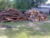 Biete ca 6-7 Festmeter Holz (KIEFER)in tragbare Teile geschnitten an Selbstabhol