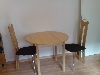 Tisch mit 4 stühlen