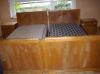 Schlafzimmer,  Doppelbett mit Matratzen