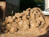 Rote behauene Sandsteine