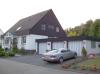 Zweifamilienhaus mit Pool,  3 Garagen und gepfl. Garten in ruhiger Lage