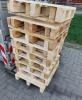 gebrauchte Paletten um 1,  - Euro