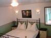 Ferienhaus am Schweriner See in exklusiver Lage an Privatstrand mit Boot,  Steg,  