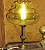 alte lampe bernsteinfarben