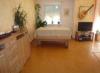 Mit Terrasse,  Balkon,  Tageslichtbad,  Korkböden,  Tiefgarage, Garten.