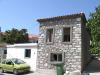 Sanierungsbedürftiges Natursteinhaus auf Lesvos /  Griechenland