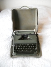 Schreibmaschine Olympia 1955 inkl. Koffer,  Rarität 
