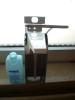1 Desinfektionsspender/  Braun mit 0,  5L Desinfektionsmittel Nr.104