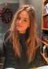 verträumte Blondine sucht romantische Beziehung