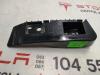 Befestigungsarm einer Laterne hinten links Tesla Modell 3 1083992-00-D