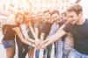 Wir suchen Promoter m/  w für 15,  - Euro pro Std.