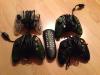 2 Originale X Box Controller S,  1 Fernbedienung,  1 AV Kabel (2 Pads von 4 sind w